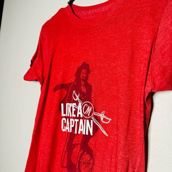 Captain Morgan Spiced Rum Red Crewneck Basic Tee Liquor Rep Size Medium - Picture 4 of 4